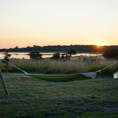 Отель Saare Glamping Сальме Экстерьер фото